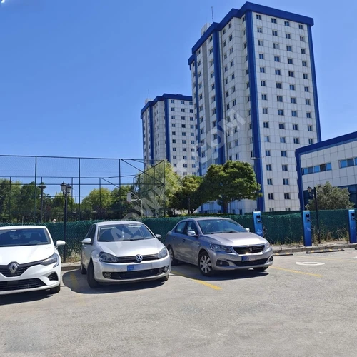 hadımköy'de site içerisinde satılık 3+1 daire