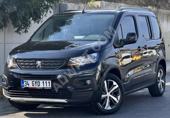 SEVILGEN OTO 2023 GT RİFTER CAM TAVAN HATASIZ