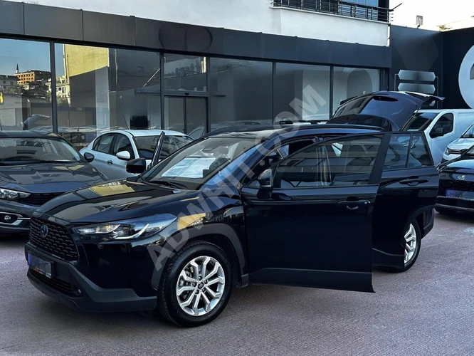 2023 MODEL TOYOTA COROLLA CROSS HYBRİD CAM TAVAN