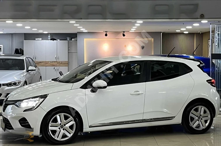2020 MODEL RENAULT CLİO 1.0 TCE TOUCH GNŞ EKR HATASIZ 102.000 KM