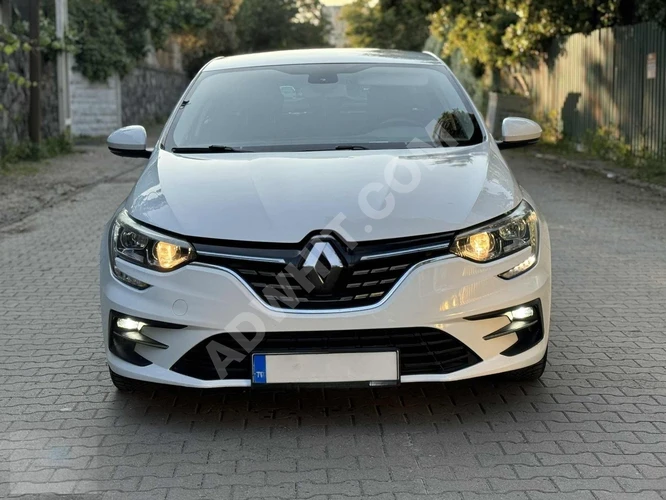Megane Sedan 1.3 TCe Joy Comfort EDC GARANTİLİ OTOMATİK