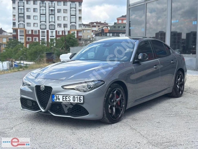 ERLER OTO 2021 GİULİA VELOCE 280 HP Q4 HATASIZ BOYASIZ