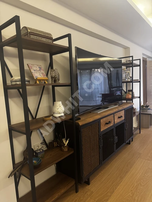 İki raflı televizyon masası