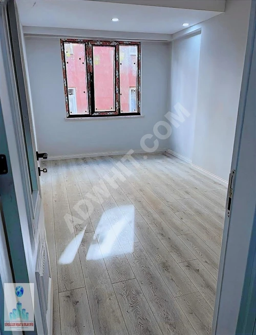 GÖRGÜLÜLEE EMLAKTAN ELİNCİ YIL ÜZERİNDE SATILIK ULTRA LÜKS DAİRE