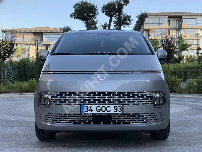 HATASIZ STARİA 1.6 T-GDI ELİTE GÜMÜŞ GRİ EXTRA PPF 2025 ÇIKIŞLI