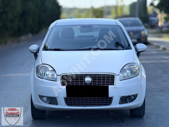 DEMİREL AUTODAN 2012 LİNEA HATASIZ BOYASIZ TRAMERSİZ TEMİX ARAÇ.