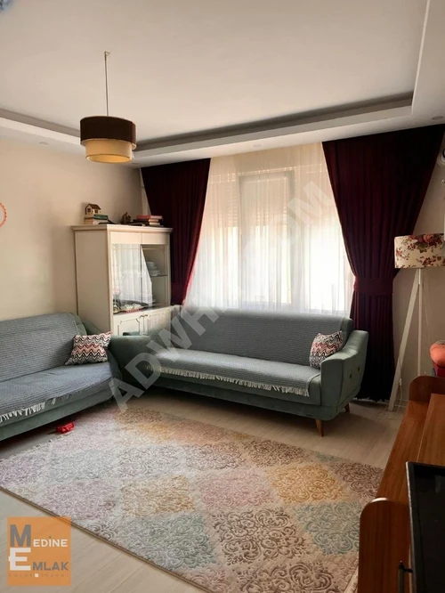 YENİ BİNA 5 YILLIK Y.GİRİŞ 2+1 70m2 BALKONLU İÇİ FULL YAPILI