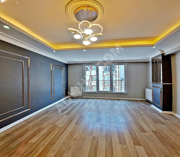 BEYLİKDÜZÜ MEHAL YAPIDAN UYGUN FİYATA DEKORLU 2+1 ARAKAT DAİRE