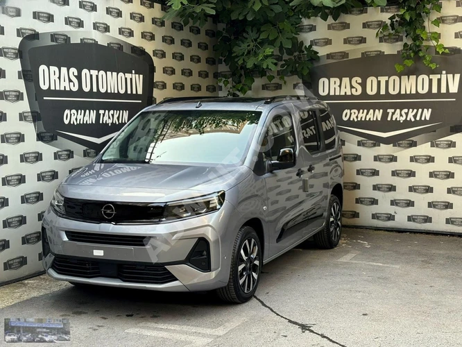 ORAS'DAN 2025 MODEL OPEL COMBO ULTİMATE CAM TAVAN %20 FATURALI
