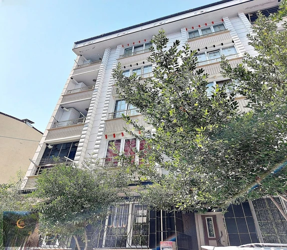 BEYLİKDÜZÜ MEHAL YAPI METROBÜSE 10 DK 2+1 KULLANIŞLI YÜKSEKGİRİŞ