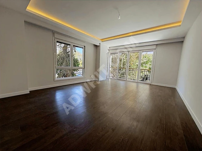 KOZYATAĞI'NDA SATILIK 3+1 BALKONLU SIFIR DAİRE KOCAYOLU CD ÜZERİ