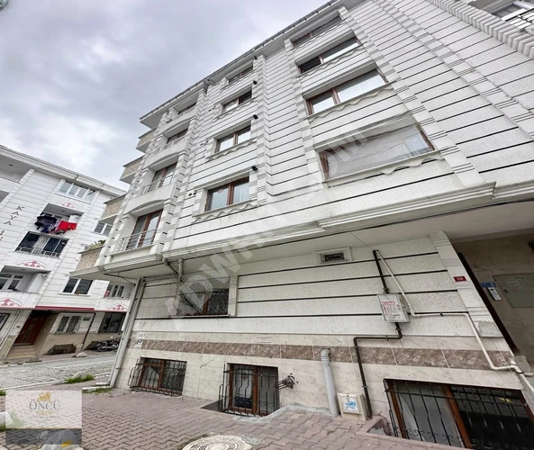 ÖNCÜ'DEN ARDIÇLI MEYDANDA 2+1 SATILIK BAHÇE KATI