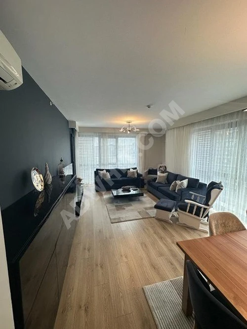 ÇAMUR'DAN TOYA MODA SİTESİNDE MUHTEŞEM KONUMDA KÖŞE 3+1 (10B9)