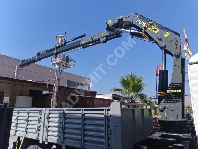 KAMYON ÜZERİ KATLANIR BOMLU MOBİL VİNÇ