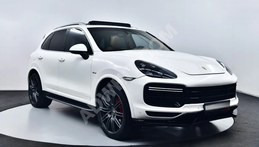 2011 CAYENNE 23 FACELİFT AİR CARBON DİREKSİYON PUSULA GTS EKRAN