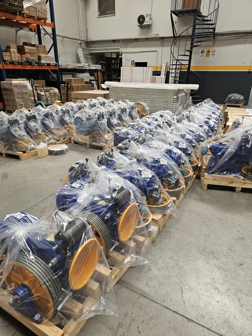 eker ve akiş asansör motorları