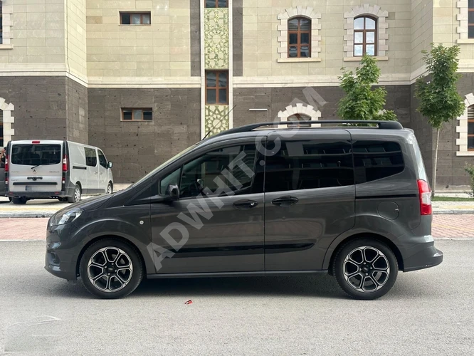 VitalMotors'dan 2022 Ford Tourneo Courier