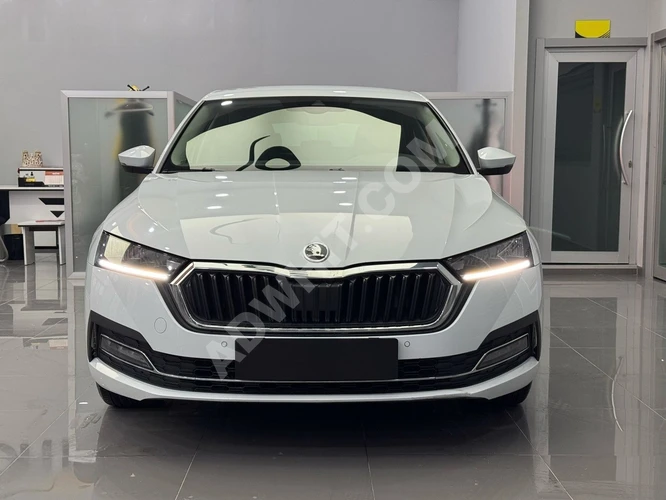 1.19 ORANLA KREDİ-12AY K.K-2023 OCTAVİA HATASIZ BOYASIZ