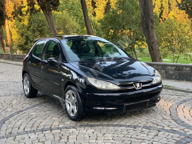 AVŞAR.DAN FIRSAT ARACI ORJİNAL KM SADECE 199 BINDE