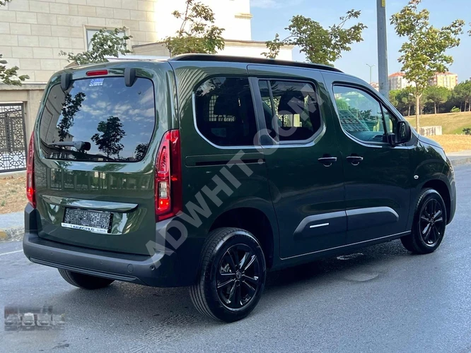 2025 MODEL BERLİNGO 1.5 BLUE HDI MAX % 20 FATURALI LANSMAN RENK