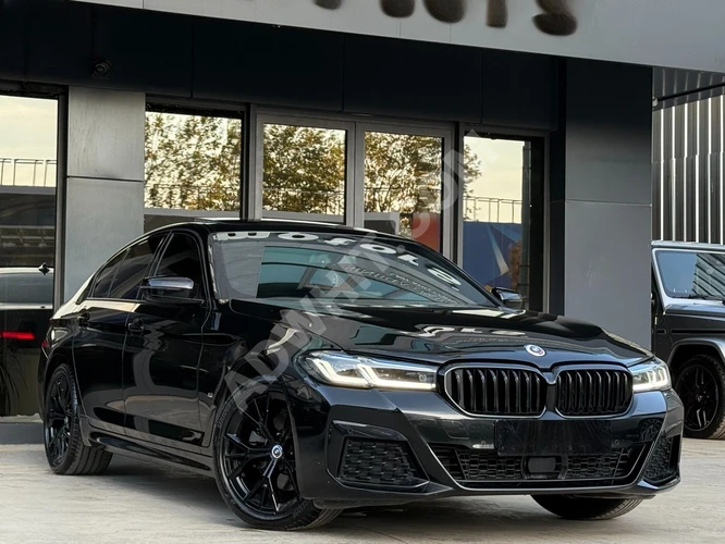 BOYASIZ 2023 BMW 520i EDITION M SPORT+SHADOW+OTONOM+LAZER FAR FL