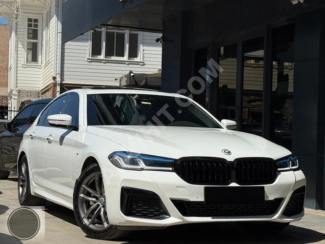 KAZASIZ 2018 BMW 520i M SPORT+F1+SPOR KOLTUK+LAZER FAR+CRUISE FL
