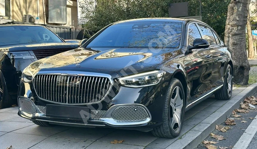 UNIVERSAL AUTO - MERCEDES-BENZ MAYBACH S680 V12 - 4D BURMESTER