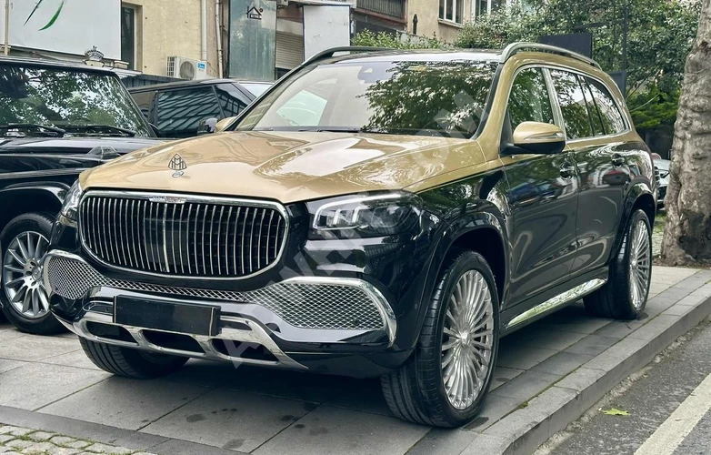 UNIVERSAL AUTO - 2025 MERCEDES BENZ GLS 600 MAYBACH - TWO TONE