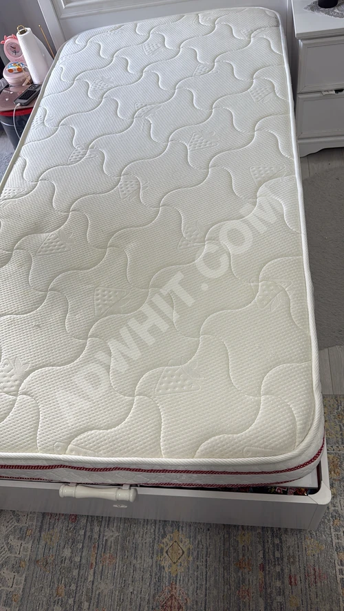 100/200 ölçüsünde tek kişilik yatak şiltesi