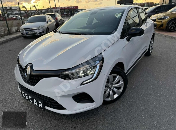 SERVİS BAKIMLI ORJİNAL TESLA EKRANLI CLIO5 KARTA 12 TAKSIT