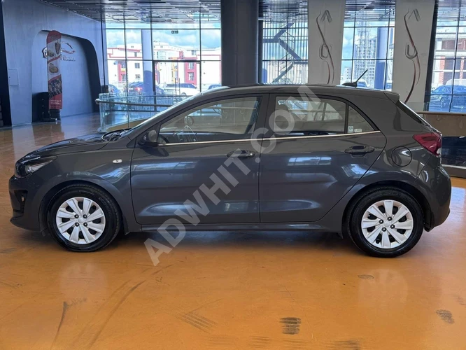 ADİL OTOMOTİVDEN 2022 KİA RİO DEĞİŞENSİZZ ÇOK TEMİZ OTOM VİTES