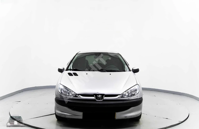 ÖMÜR MOTORS'TAN TAKSİT SÇNKLİ PEUGEOT 206 SW DİZEL MANUAL