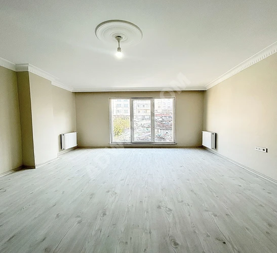 İstanbul'da yeni metro projesine yakın bir daire, çok cazip bir fiyata satılıktır.