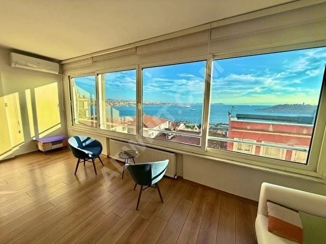 Cihangir'de Emsalsiz Süper Deniz Manzaralı Yenilenmiş Ful Eşyalı (2)Klimalı Kombili (2+1)(95 m2)