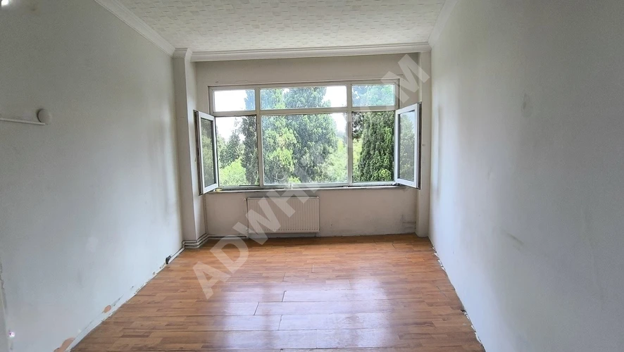 ÜSKÜDAR AHMEDİYEDE 4.KAT 1+1 65M2 KİRALIK KONUT