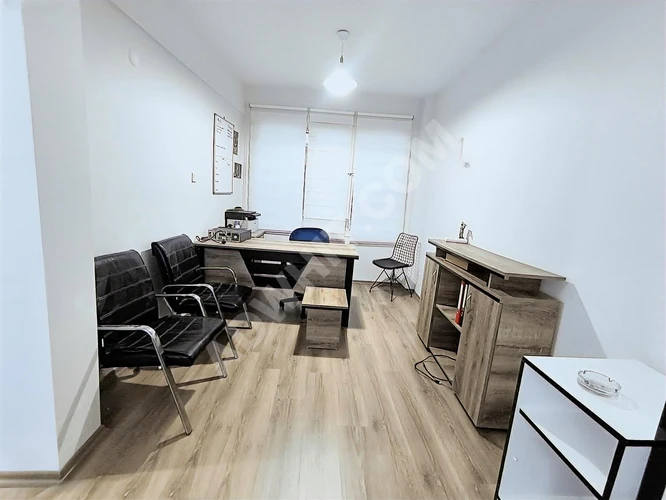 ÜSKÜDAR MERKEZİ BÖLGEDE HALK CADDESİ ÜZERİNDE SATILIK İŞ YERİ