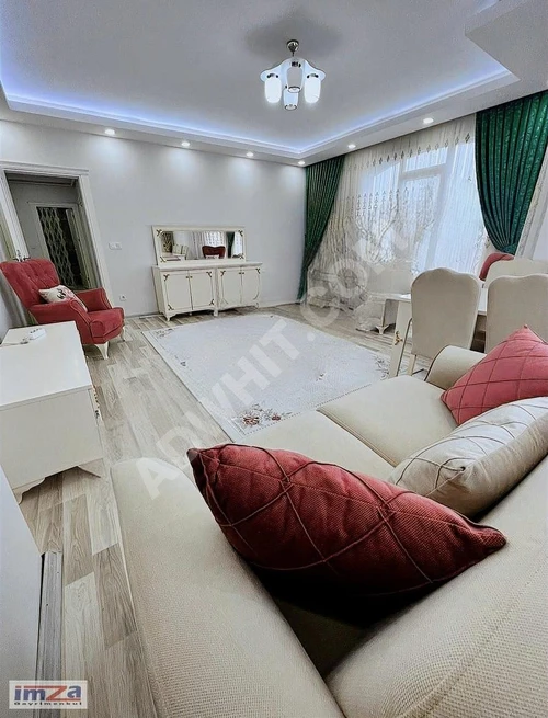 A.KAHVECİDE.8 YILLIK BİNADA,ARA KAT GÜNEY CEPHE,135 M2 3+1