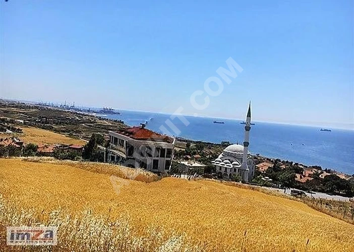 CADDE ÜZERİNDE TİCARİ+KONUT İMARLI 485 M2 DENİZ MANZARALI ARSA