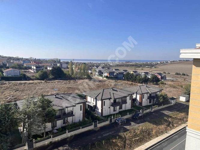 BÜYÜKÇEKMECE CELALİYEDE AC PARK EVLERİNDE SATILIK DAİRE