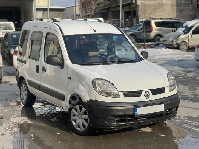 YILMAZLAR OTOMOTİV DEN 2005 ÇİFT SÜRGÜ KLİMALI KANGO DEĞİŞENSİZ