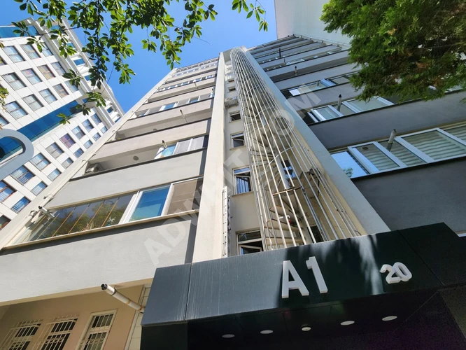 Metrobüs yakınında yıllık kiralık mobilyalı daire.