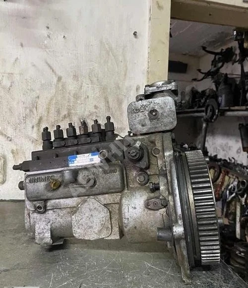 FORD CARGO 2520 YAKIT POMPASI (ORJİNAL) ÇIKMA - ÖZEN OTOMOTİV