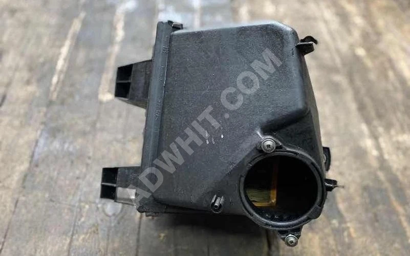 AUDİ A6 HAVA FİLTRE KUTUSU (ORJİNAL) ÇIKMA 4B0133835L