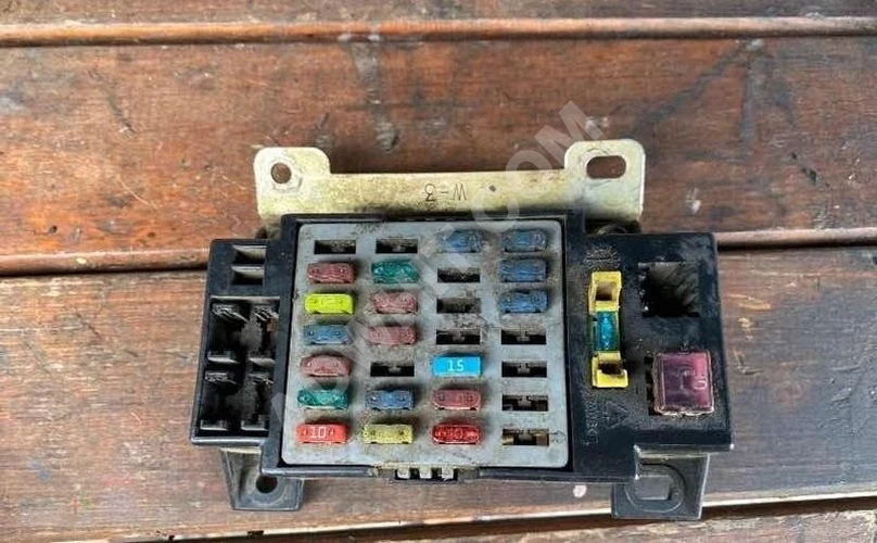 KİA BONGO/PREGİO SİGORTA KUTUSU (İÇ) ORJİNAL ÇIKMA - ÖZEN OTO