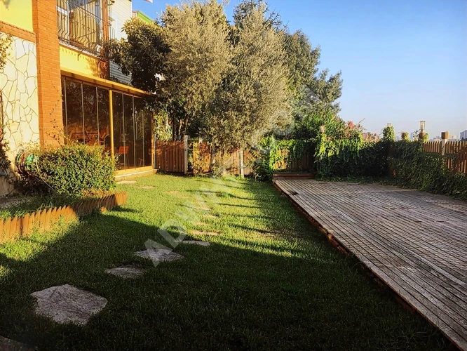 BAŞAKŞEHİR 4 ETAP 1 KISIM 5+2 FULL YAPILI BAHÇELİ ÖNÜ AÇIK VİLLA