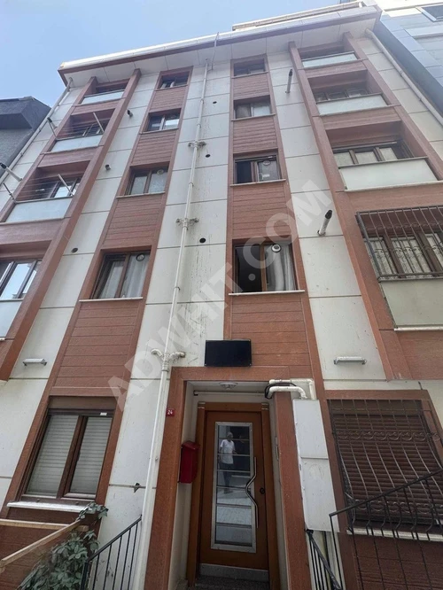 ÜSKÜDAR MARMARAYA 5 DK İHTİYAÇTAN SATILIK 2+1 TERS DUBLEX DAİRE