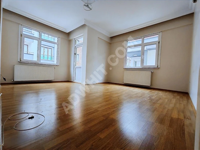 Armağanevlerde merkezi.konum 3 kat 95 m2 geniş daire.......