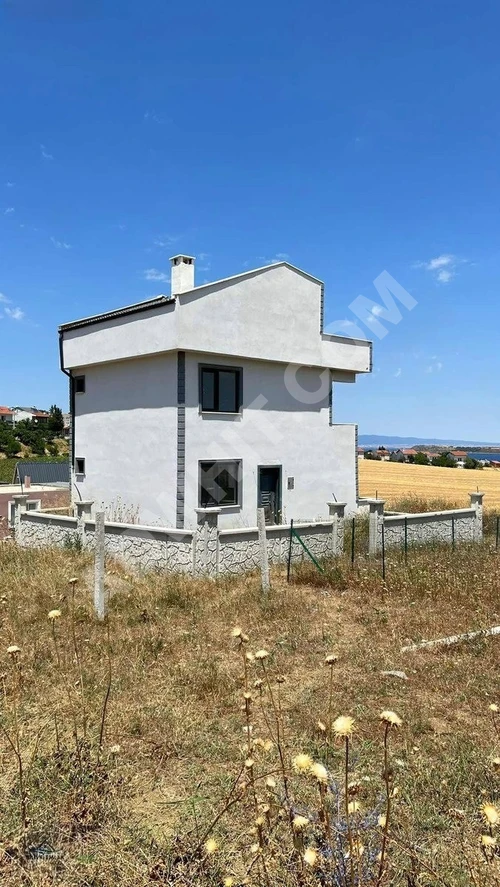 GELİBOLU GÜNEYLİDE EŞSİZ DENİZ MANZARALI SIFIR YAZLIK