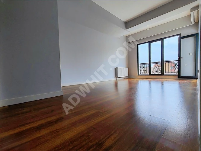 ilk kiracısı siz olun cad. ve metrora 150 metre ultra lüx 115m2