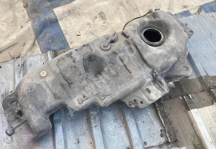 RENAULT CLİO II BENZİN DEPOSU (ORJİNAL) ÇIKMA - ÖZEN OTOMOTİV